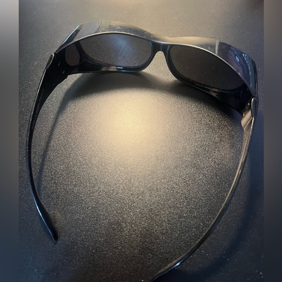 Global Vision Black Wearable Tech Glasses - Picture 5 of 8